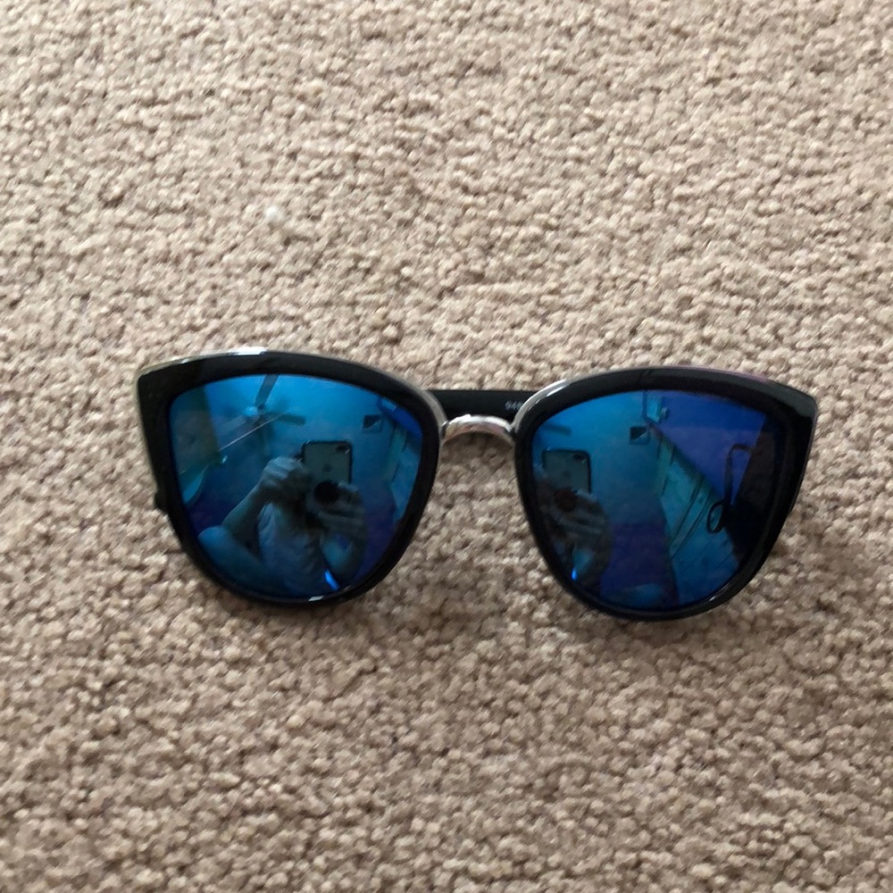 Blue Mirrored Cat Eye Sunglasses
